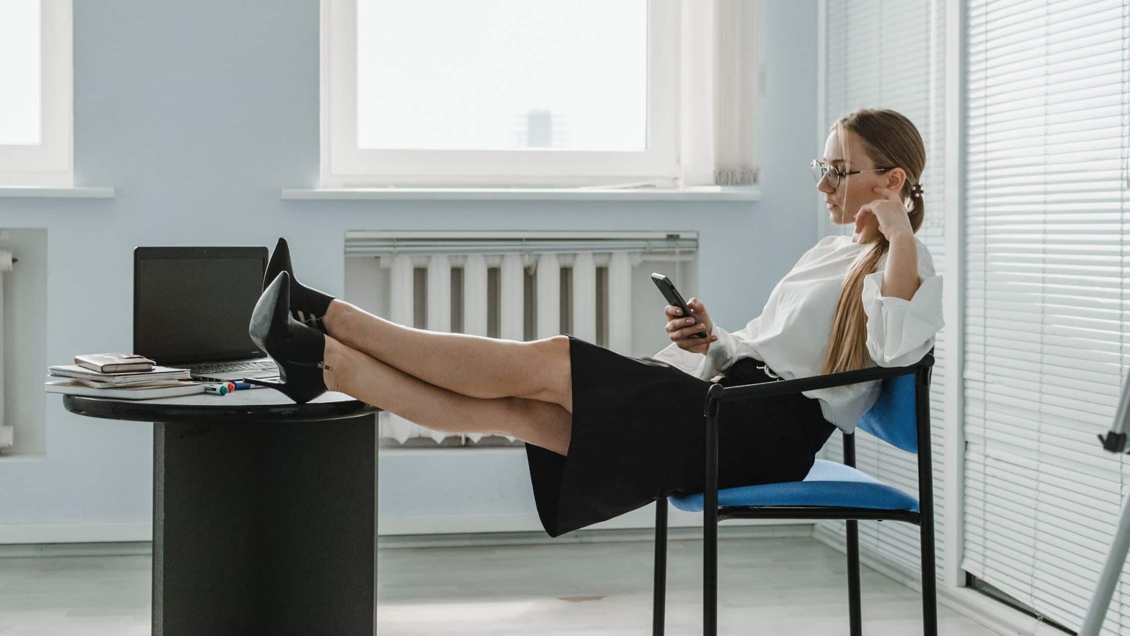 bad habits at workplace