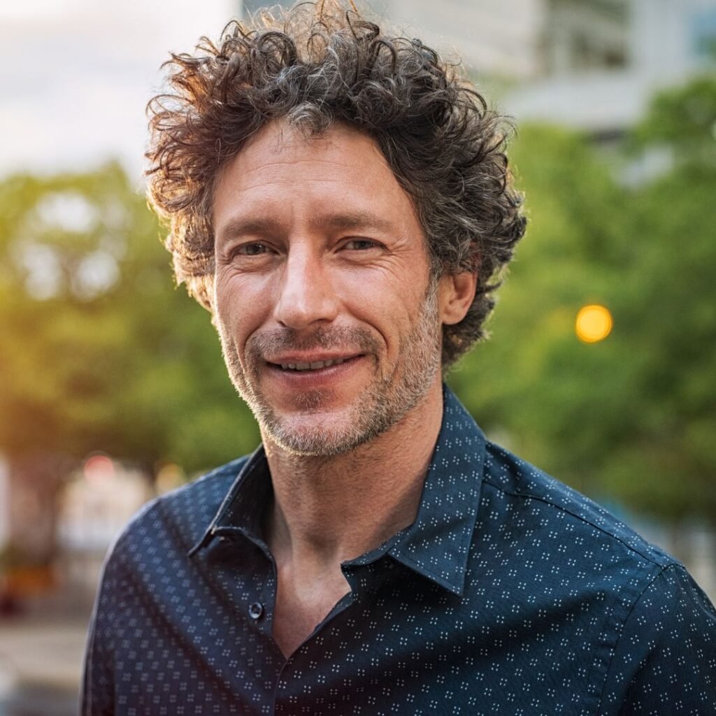 John Rowan's Journey_ From Zero Experience to Six-Figure Income
